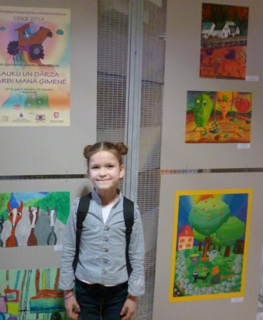 Elīza Lakoviča-Lakovica, kura konkursam bija iesniegusi darbiņu «Zemes valstība».
Autors: No albuma.