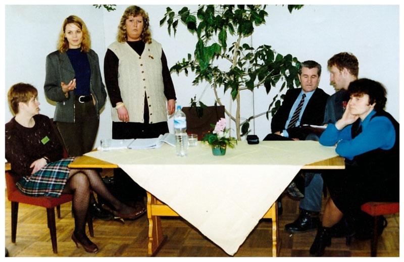 Iecavas dāmu kluba «Liepas» pirmā fotogrāfija.
Autors: no «Liepu» albuma