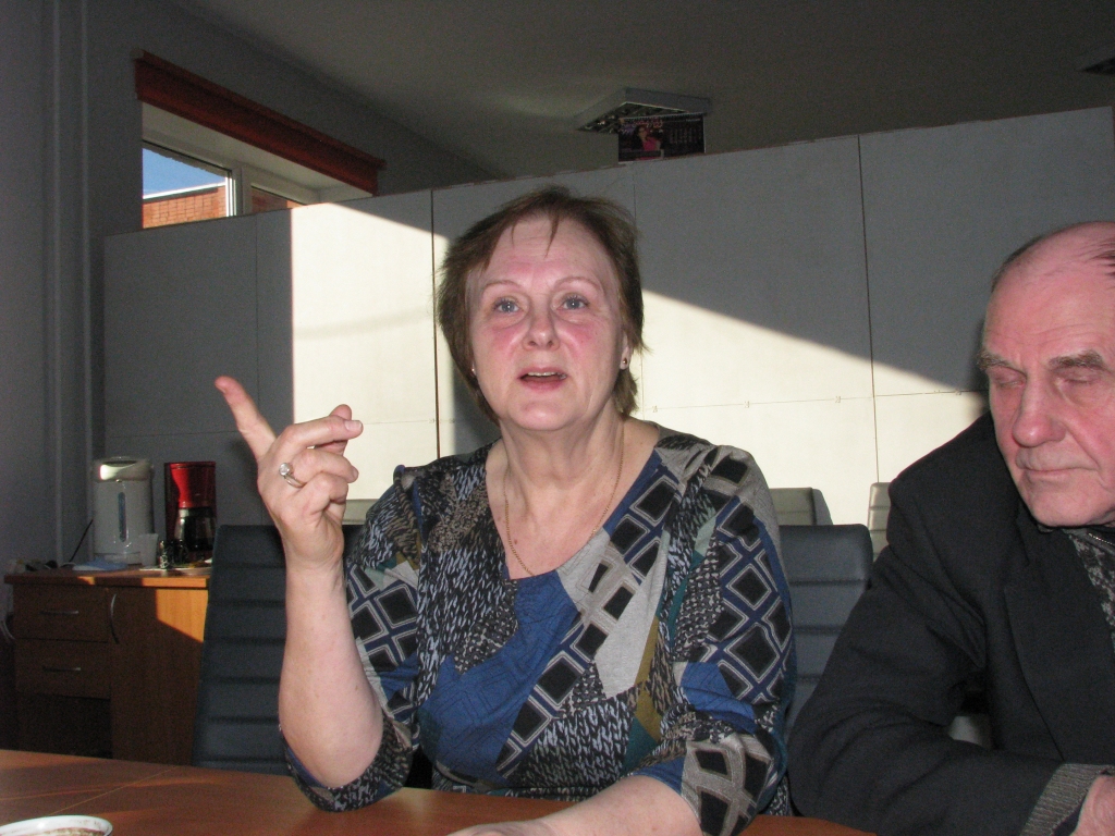 Mežotnes internātvidusskolas direktore Dace Peņķe: «Dažādas skolas attīstības idejas ir bijušas, esam tās izteikuši, taču novadā nav atradušies tās sadzirdēt griboši cilvēki.»
Autors: Vilnis Auzāns