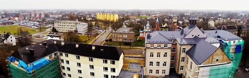 Bauskas pilsētas skats uzņemts ar multimediju studijas kameras helikopteru.
Autors: publicitātes foto