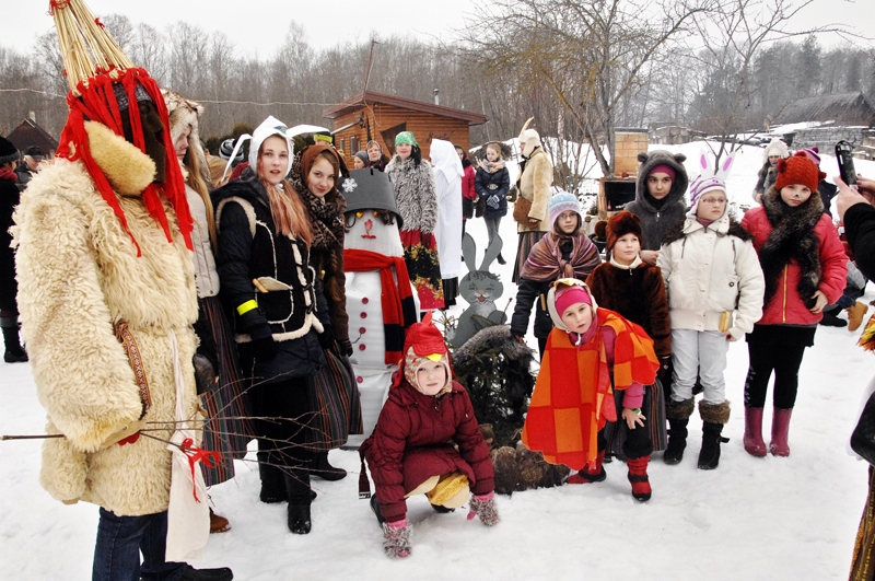 Masku krāsainā daudzveidība piepildīja Vecumnieku novada pagastus.
Autors: Ivars Bogdanovs