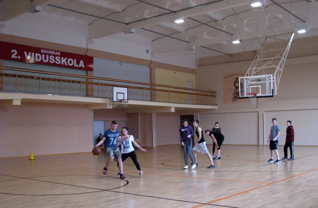 Bauskas 2. vidusskolas rekonstruētā sporta zāle pašlaik ir modernākā novadā.
Autors: Vilnis Auzāns