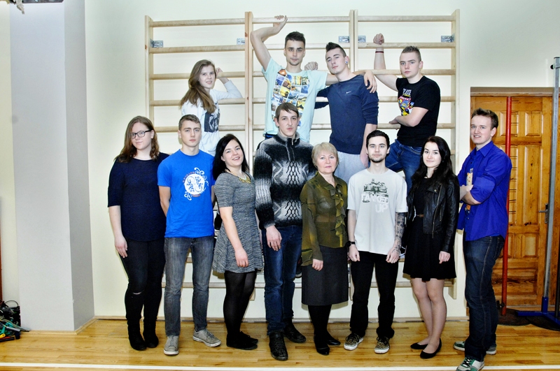 Vecumnieku vidusskolas 12. klase.
Autors: Ivars Bogdanovs