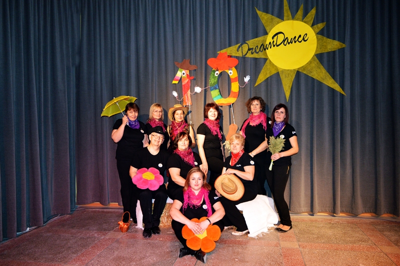 «DreamDance», Gailīšu pagasta līnijdeju grupa. 
Autors: no kolektīva albuma