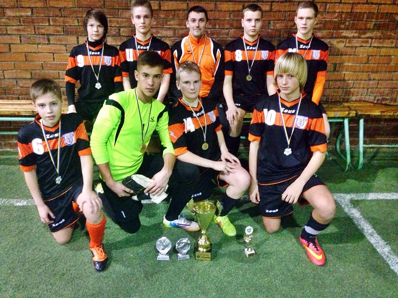 «Bauskas BJSS» komanda turnīrā Lietuvā izcīnīja uzvaru.
Autors: no A. Kupčiuna albuma