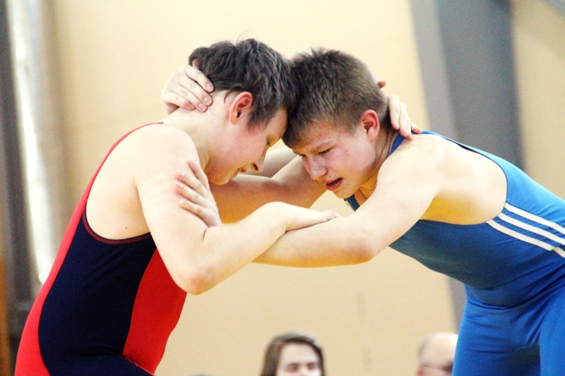 Artūrs Alksnis (no kreisās) cīņā par pirmo vietu piekāpās Kristianam Aleksejevam.
Autors: Uldis Varnevičs