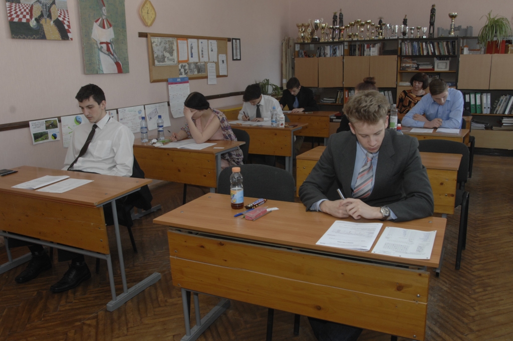 16. un 17. martā angļu valodas eksāmenu Vecumnieku novada Misas vidusskolā kārtoja desmit skolēni.
Autors: Ivars Bogdanovs