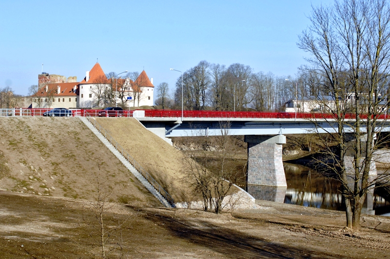Bauskas pils un Mūsas tilts ir izcili atjaunoti sekmīgā arhitektu, būvnieku, inženieru, muzeja vadības un pašvaldības speciālistu sadarbībā.
Autors: Ivars Bogdanovs