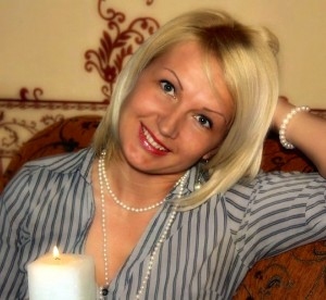 Iecavas dāmu klubs «Liepas» aicina pieteikties sarīkojumam, kurā varēs sarunāties ar grāmatas «Latvietes karma. Sievišķā enerģija tuvplānā» autori Intu Blūmu.