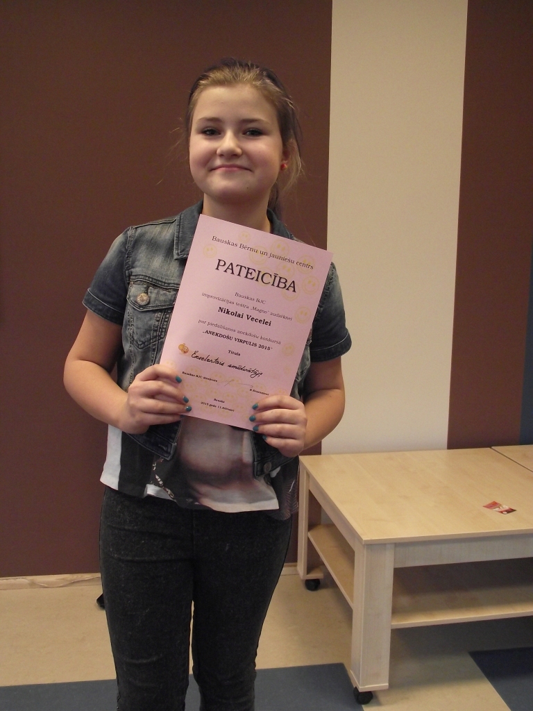 Baušķeniece Nikola Vecele  konkursā «Anekdošu virpulis». 
Autors: No albuma.