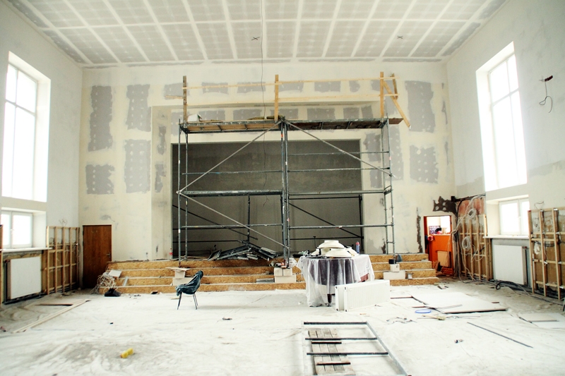 Nepabeigtais remonts Bauskas Valsts ģimnāzijas aktu zālē.
Autors: Uldis Varnevičs