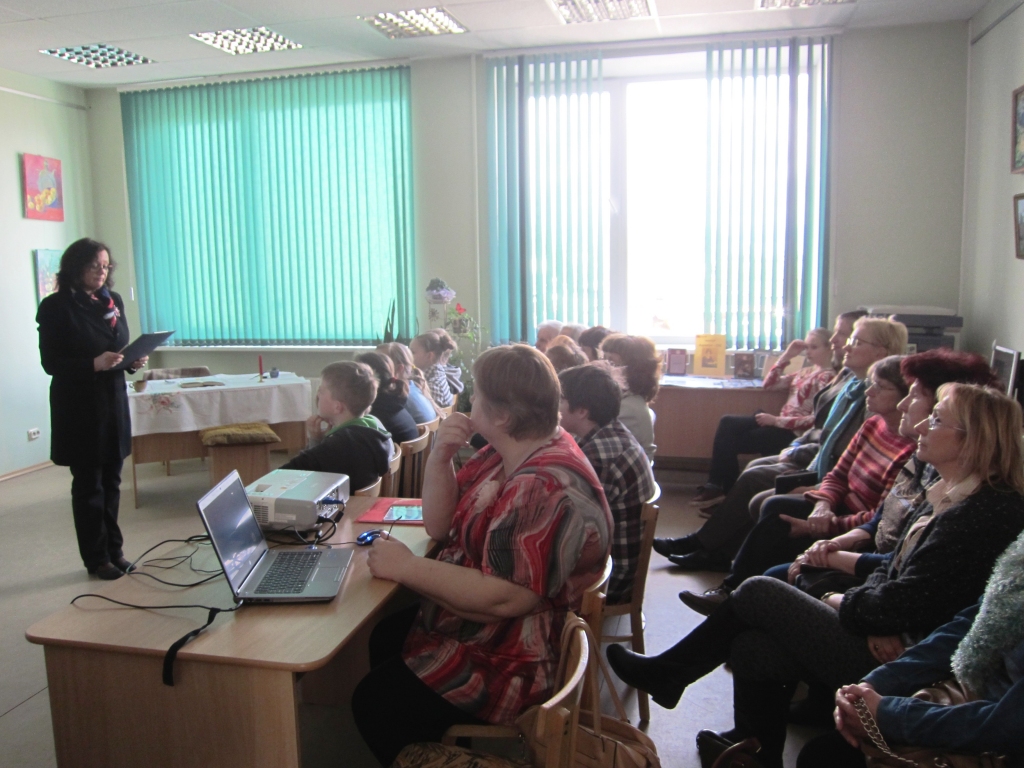 Anda Rācenāja lasīja Aspazijas dzeju.
Autors: No albuma.