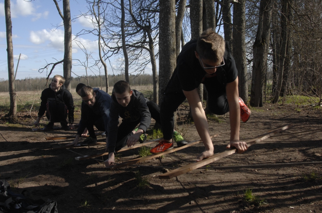 Bauskas Valsts ģimnāzijas komanda  pierādīja atjautību un lielisku komandas spēju sadarboties.

Autors: Ivars Bogdanovs