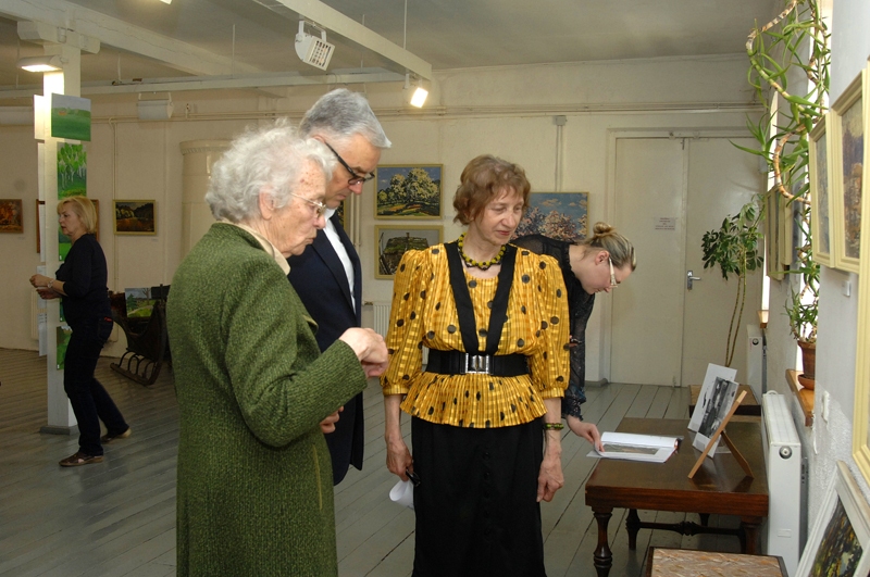 Pirmo reizi izstādē tika eksponētas T. Karašas gleznas no Bauskas muzeja krājuma. 
Autors: Ivars Bogdanovs