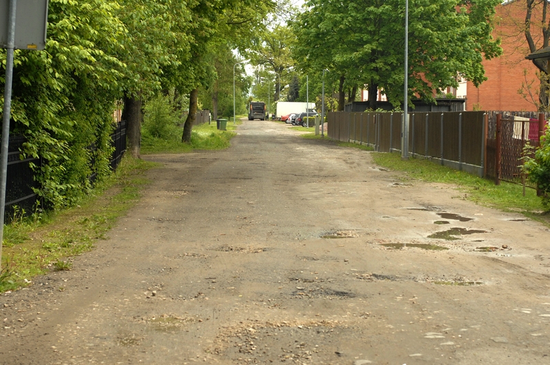 Biržu ielas posmu no Ceriņu līdz Dārza ielai šovasar plānots saremontēt.

Autors: Ivars Bogdanovs