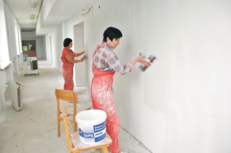 Remontēt skolas visērtāk ir vasaras brīvlaikā.
Autors: no «Bauskas Dzīves» arhīva.