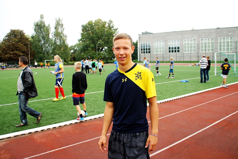 Robertam Gļaudam – bronzas medaļa Jāņa Lūša kausa izcīņā šķēpmešanā. 
Autors: no «Bauskas Dzīves» arhīva