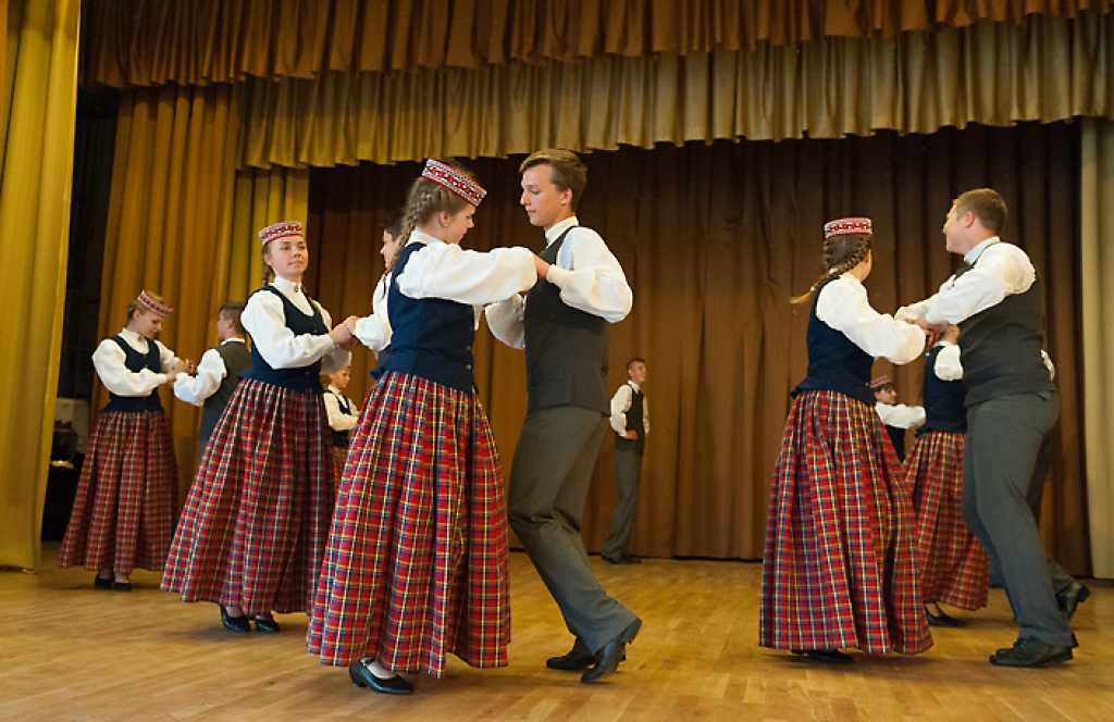 Aluksniesiem.lv raksta attēla aizvietotājs