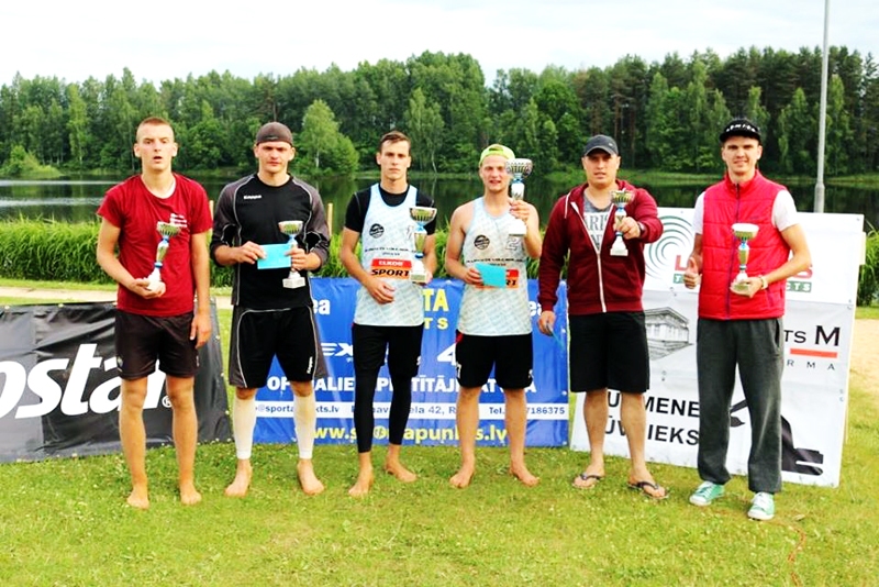 Otrā posma uzvarētāji Vecumniekos – Jorens Janišonis, Aivars Petruševics, Rolands Plēsnieks, Alvis Spangers, Nauris Artimovičs, Artūrs Zaķis.
Autors: Jānis Plūme