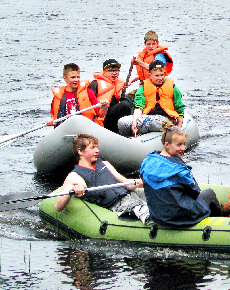 Mēmeles šķērsošana laivā – uzdevums, kura izpildei nepieciešams spēks un veiklība.
Autors: no «Bauskas Dzīves» arhīva.