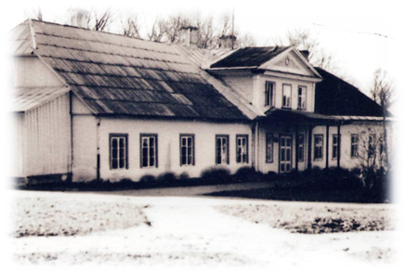 Bijušās skolas ēka Pācē.
Autors: no albuma.