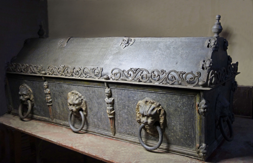 Restaurētais Kurzemes hercoga Jēkaba mātes hercogienes Sofijas sarkofāgs.
Autors: Publicitātes foto.