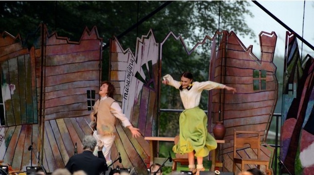 11. jūlijā komponista Jāņa Mediņa pasaku operas “Sprīdītis” iestudējuma pirmizrādes burvību varēs baudīt Annas Brigaderes bērnības zemē – Tērvetē.