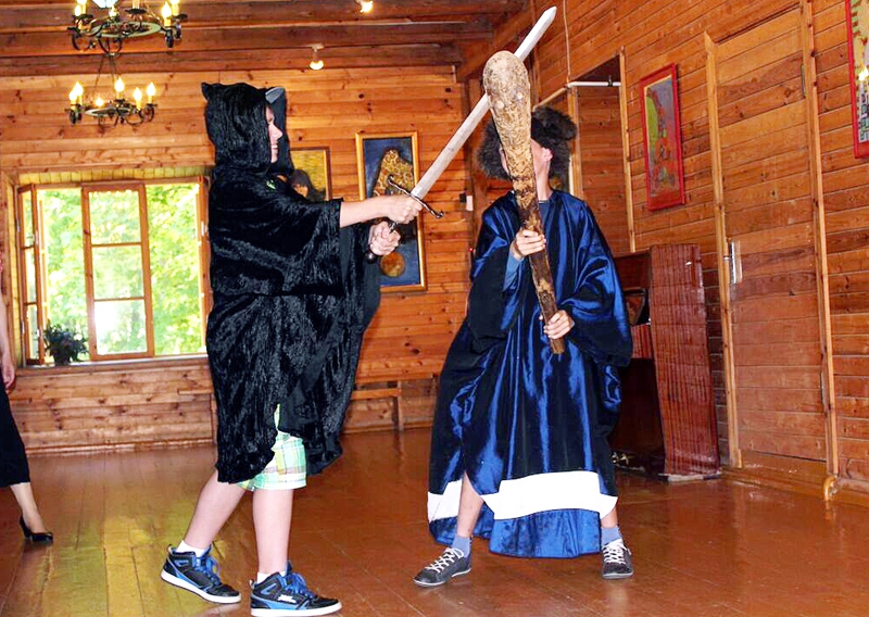 Pumpura Lielvārdes muzejā notiek Lāčplēša cīņa ar Melno bruņinieku.
Autors: no personiskā albuma