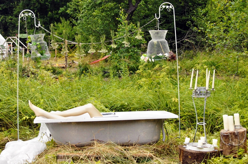 Kurmenes festivāla «Give&Get» dalībnieki Vecumnieku novadā jūlijā atgriezās jau otro gadu. Krāšņā vide un miers pievelk arvien jaunus zaļi domājošus ļaudis.
Autors: Ivars Bogdanovs