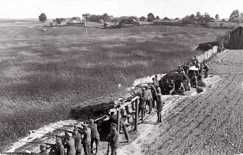 Latviešu strēlnieki Pirmā pasaules kara laikā aizsardzības pozīcijās.
Autors: no Bauskas muzeja krājumiem.