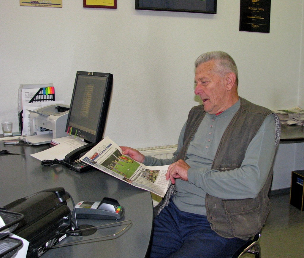 Baušķenieks Juris Zunde ir pirmais, kurš laikrakstu «Bauskas Dzīve» abonēja visam 2016. gadam. Tādējādi viņš ietaupīja viena mēneša maksājumu. 


Autors: Vilnis Auzāns