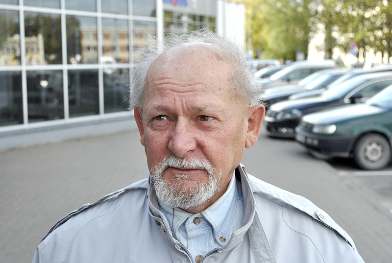 JURIS ROŽULEJA.
Autors: Ivars Bogdanovs