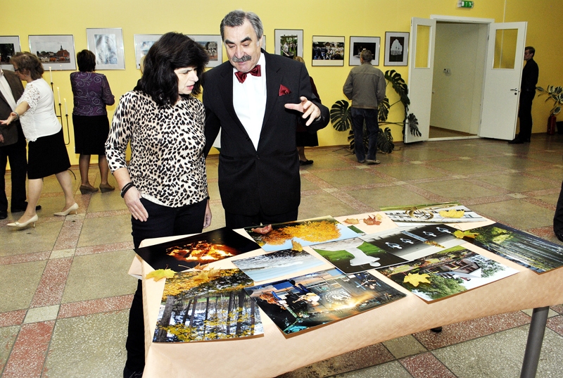 Nikolaju Ševirjovu jubilejā sveic viņa bijusī kolēģe no kopsaimniecības «Uzvara» laikiem Silvija Rozenbaha.
Autors: Ivars Bogdanovs