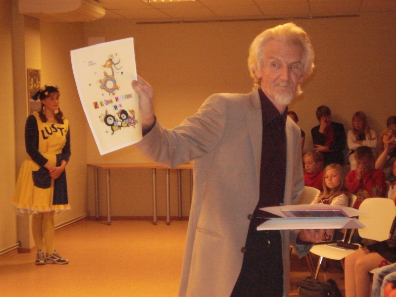 Dzejnieks Uldis Auseklis
Autors: www.liepajasczb.lv