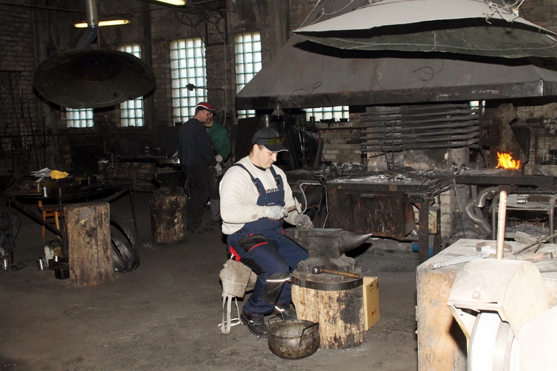 Kalēju darbnīcā «U&A» pašlaik strādā astoņi darbinieki.
Autors: Uldis Varnevičs