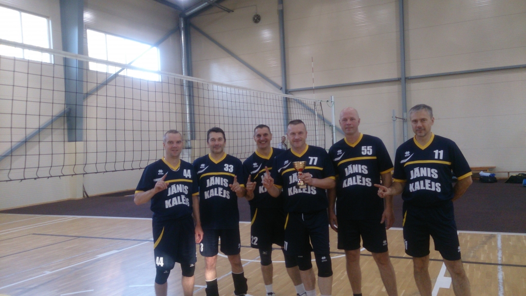 «Mežotnes kausa 2015» uzvarētāju komanda – «JK».
Autors: No albuma.