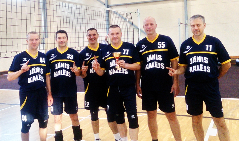 «Mežotnes kausa 2015» uzvarētāju komanda – «JK».
Autors: no personiskā albuma.