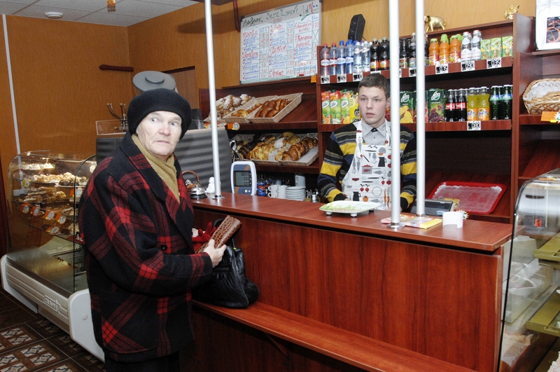 Baušķeniece Velta Grosberga uzskata, ka uzņēmējam Vitālijam Mahļiņecam bizness jaunatvērtajā kafejnīcā sekmēsies.
Autors: Ivars Bogdanovs