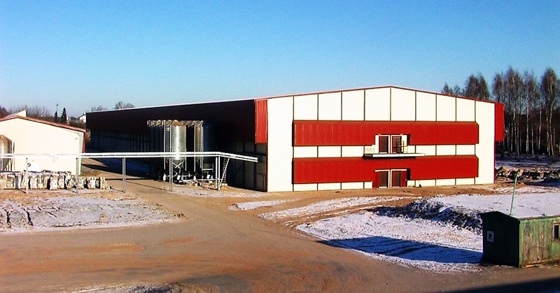 «Balticovo» teritorijā sāk darboties «Egg Energy» putnu mēslu pārstrādes ražotne, kurā iegūs vērtīgu organisko mēslojumu, elektrību un siltumu.
Autors: Publicitātes foto.