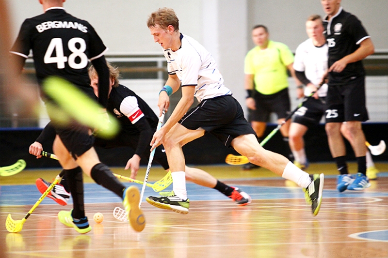 Pēteris Zeltiņš komandas zaudētajā mačā individuāli nospēlēja labi un ieguva «hat-trick» jeb trīs rezultativitātes punktus.
Autors: no «Bauskas Dzīves» arhīva.