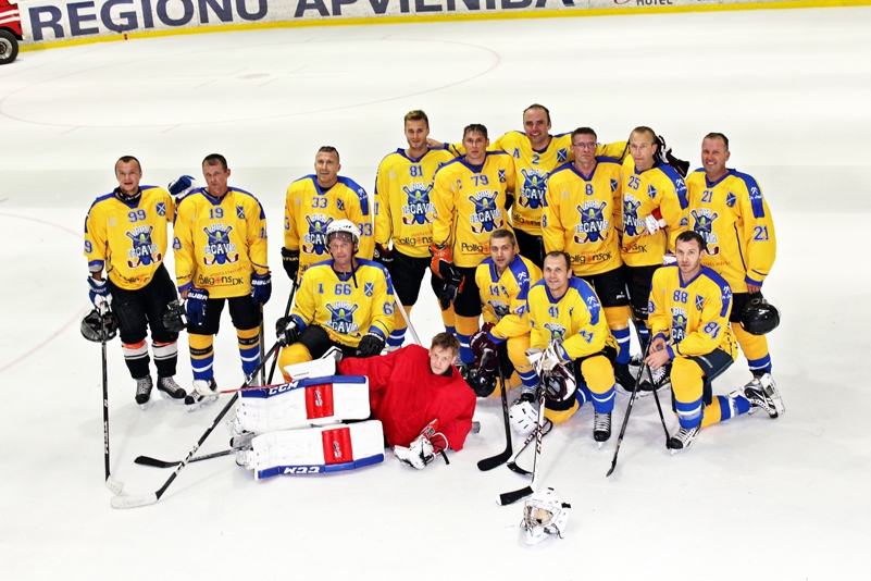 HK «Iecava» hokejisti izveidojuši trīs komandas.
Autors: no hokeja kluba albuma.