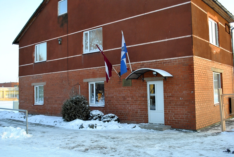 Laukā valda aukstums, bet Ozolaines pamatskolas telpās ir silti.
Autors: Ivars Bogdanovs