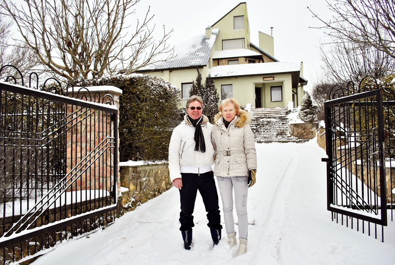 Aivars un Lilita Lindes atceras, ka 1999. gada 8. martā Lielupes ūdens bijis līdz pat mājas vārtiņiem metra dziļumā.
Autors: Ivars Bogdanovs  