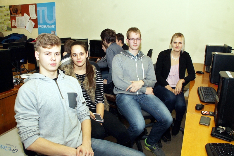 Īslīces vidusskolas vienībai bija vislielākās cerības iekļūt «Titan» finālā. 
Autors: Uldis Varnevičs