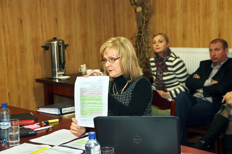 Gita Skribāne, Vecumnieku novada finanšu nodaļas vadītāja – budžeta ekonomiste, informēja par topošo budžetu.
Autors: Uldis Varnevičs