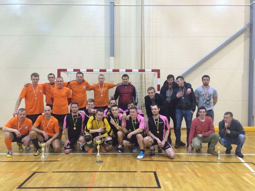 No kreisās – «Bauska», vidū – «Ceraukste», no labās – «Mārupes frīstails».
Autors: no personiskā albuma