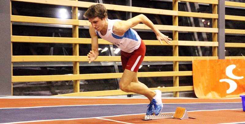 Emīls Rūgums uzvarēja 60 metru barjerskrējienā.
Autors: no arhīva