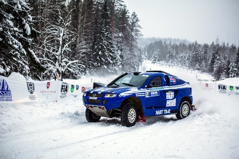 Žana Luī Šlesēra būvētais auto, pēc Māra Neikšāna atzinuma, ir starp labākajiem pasaulē.
Autors: no bajarussia.com.