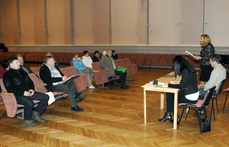 Sanāksmē par «Skalderu» paplašināšanu piedalījās vairāk nekā desmit īslīciešu.
Autors: Ivars Bogdanovs