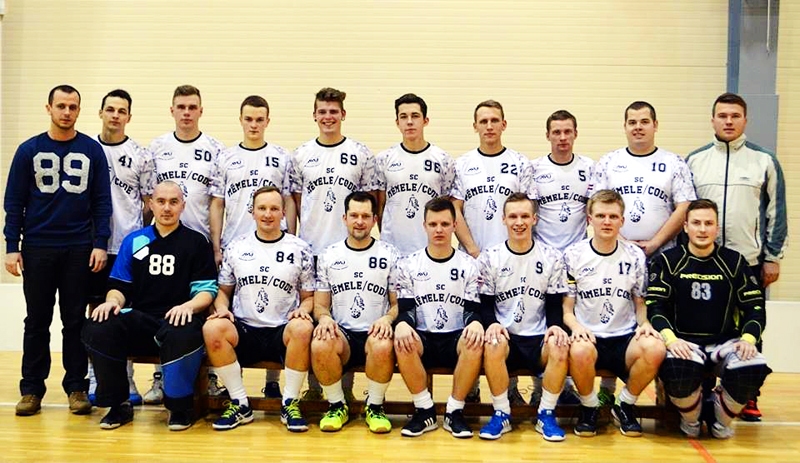 Komanda «SC Mēmele/Code».
Autors: no komandas albuma.